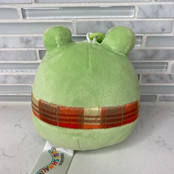 NWT Squishmallow Wendy the Frog with Scarf clip - Picture 2 of 6
